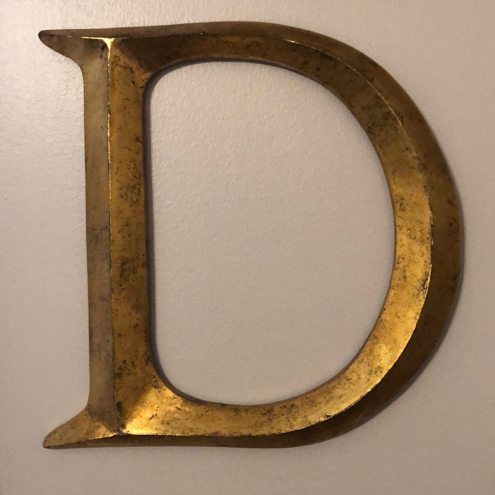 Gold D
